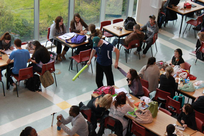 Junkyard Symphony at La Cit Collgiale.