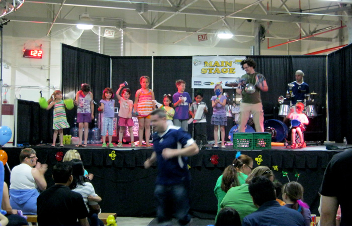 Junkyard Jonny looks for more volunteers.