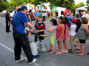 Junkyard Symphony at the MDR Pairsh Church Street Festival.