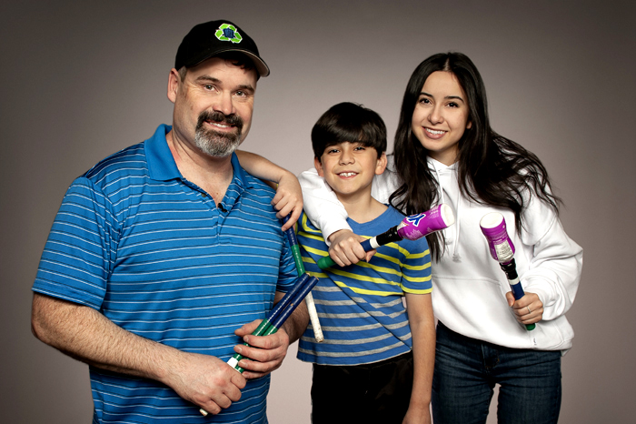 Junkyard Jonny, his son, Jake and his daughter, Gina at la Nouvelle Scene, Feb, 2021.
