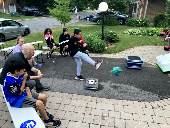 Junkyard Symphony's Groovy Games Gallery, The Driveway