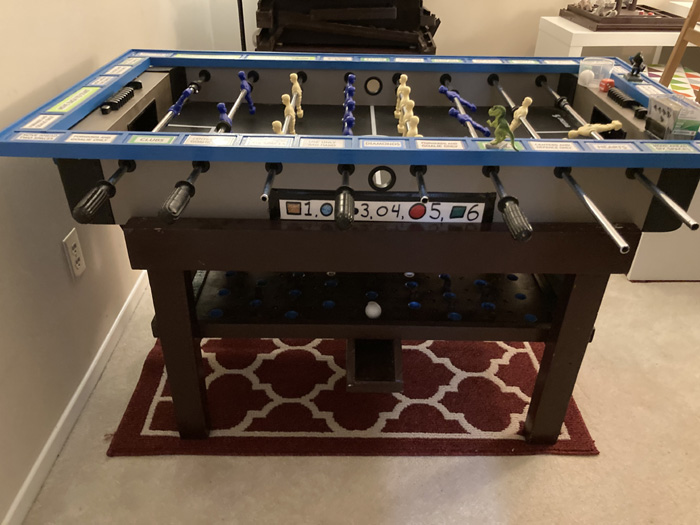 Junkyard Symphony's Groovy Games Getway, The Family Room