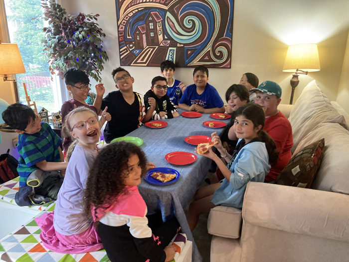 Junkyard Symphony's Groovy Games Getway, The Gathering Room